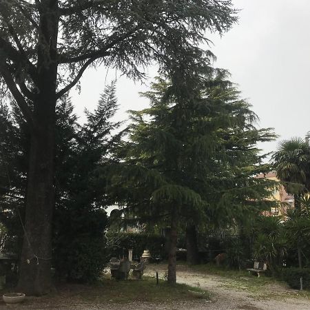 B&B " Guzzi - Inn " Mandello del Lario Ngoại thất bức ảnh