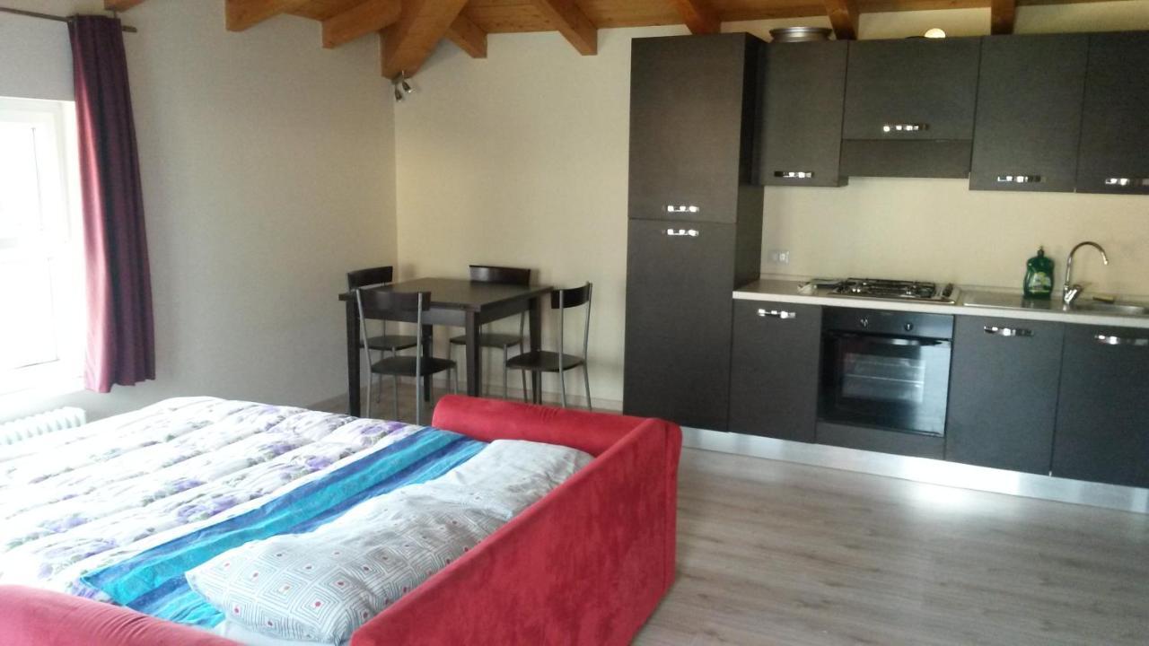 B&B " Guzzi - Inn " Mandello del Lario Ngoại thất bức ảnh